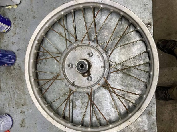 Simson S50B feljtsbl visszamaradt alu kerekek . Az egyik sz