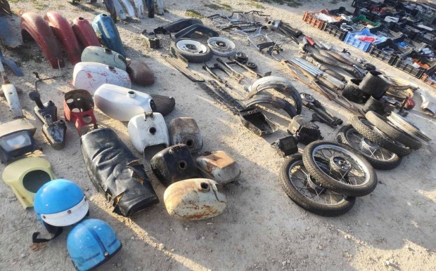 Simson S50 S51 Star Schwalbe Roller alkatrszek