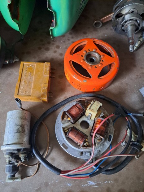 Simson S51-es gy�ri tirisztoros gy�jt�s