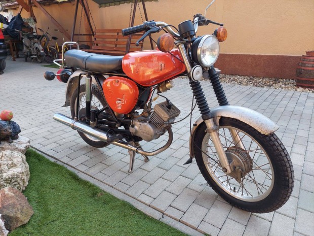 Simson S51 motor elad