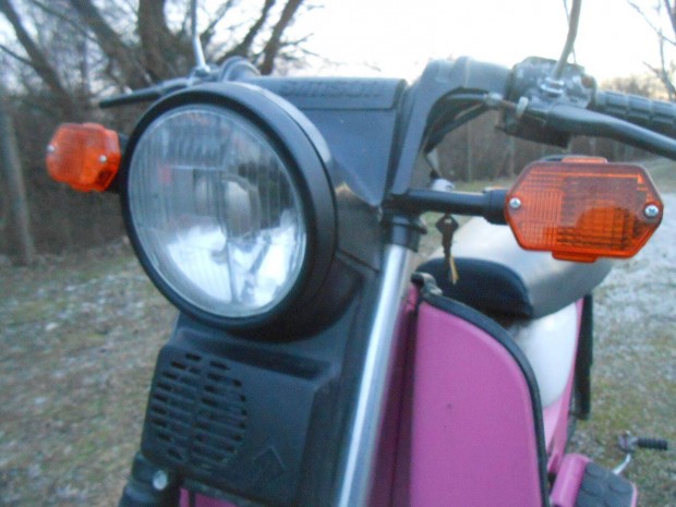 Simson SR 50,1.tulajos robogrl:indexek lmpkkal eladk