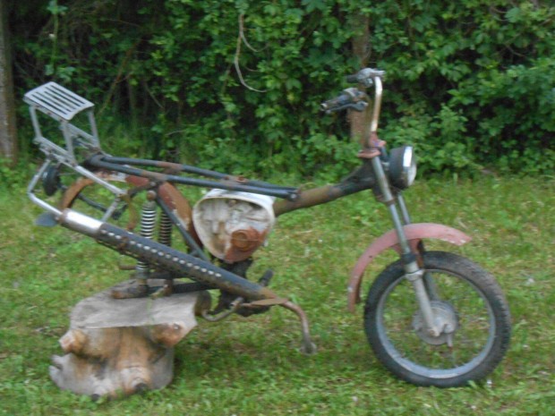 Simson S 51-es,1983-as,gyári adattáblás-CM 50-es csupasz váz