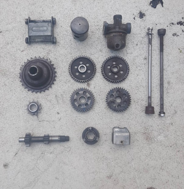 Simson Sr2 Suhl alkatrszek