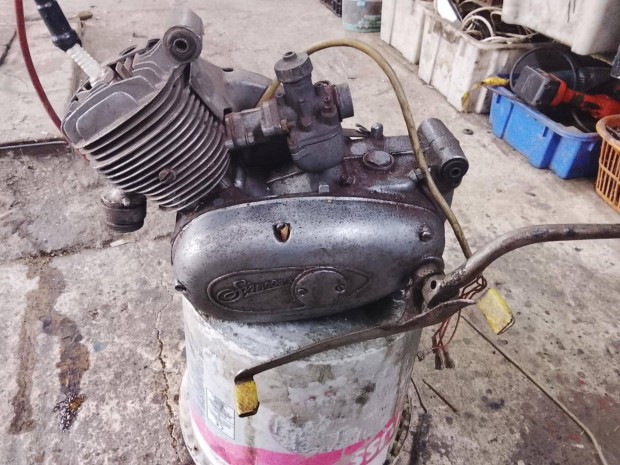Simson Star/Schwalbe Lghtses komplett blokk (Postzom is)