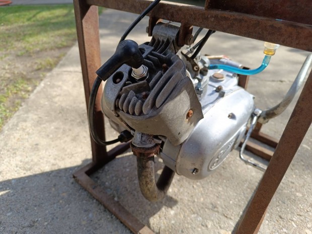Simson Star/Schwalbe feljtott motorblokk 