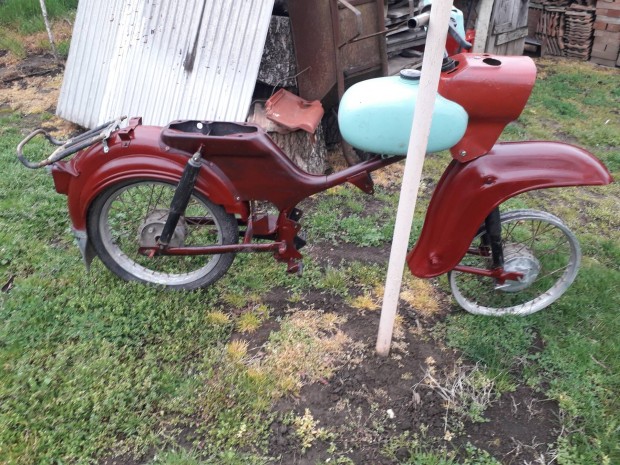 Simson Star  v�z elad�. 