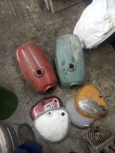 Simson Tankszett Több DB (Postázom is)