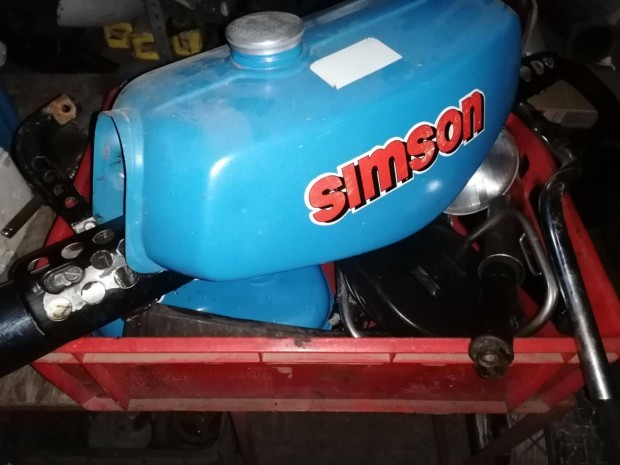 Simson alkatrsz csomag