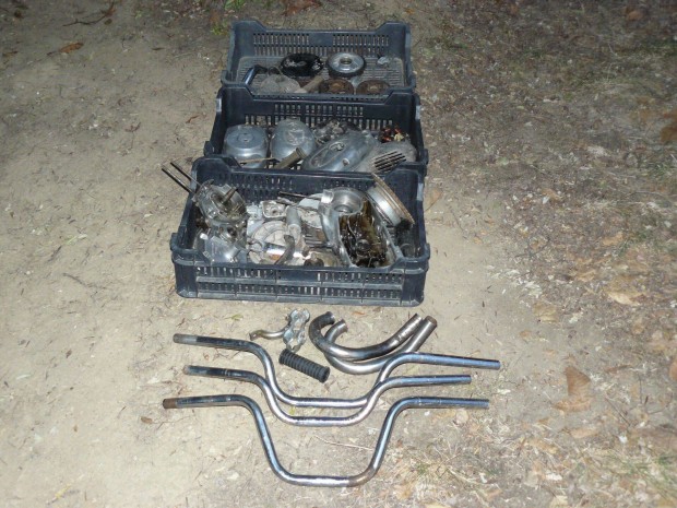 Simson alkatrsz csomag