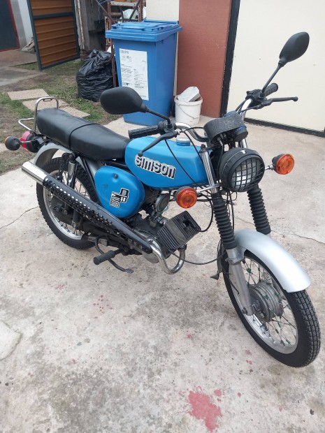 Simson elad alkatrsznek vagy ki minek szeretn!