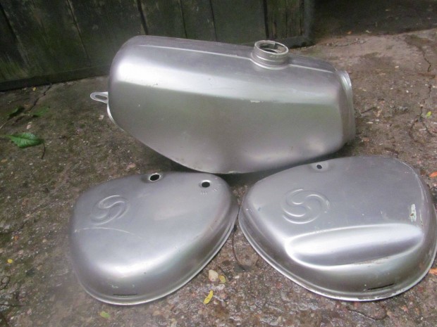 Simson enduró , gyári, tankszett eladó