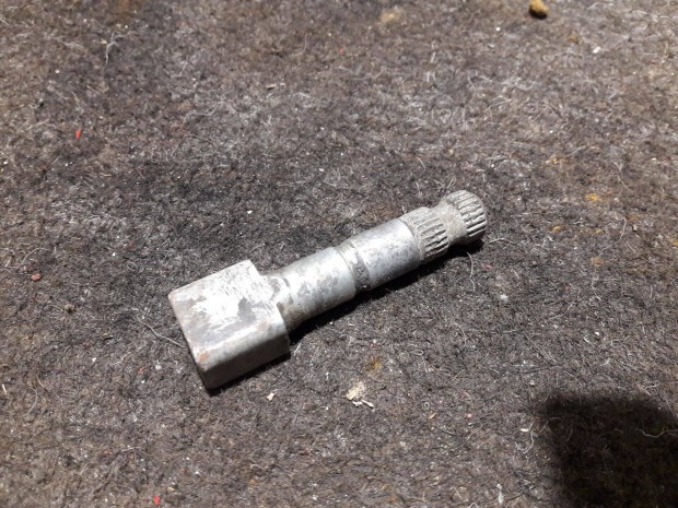 Simson f�kkulcs elad� (gy�ri)