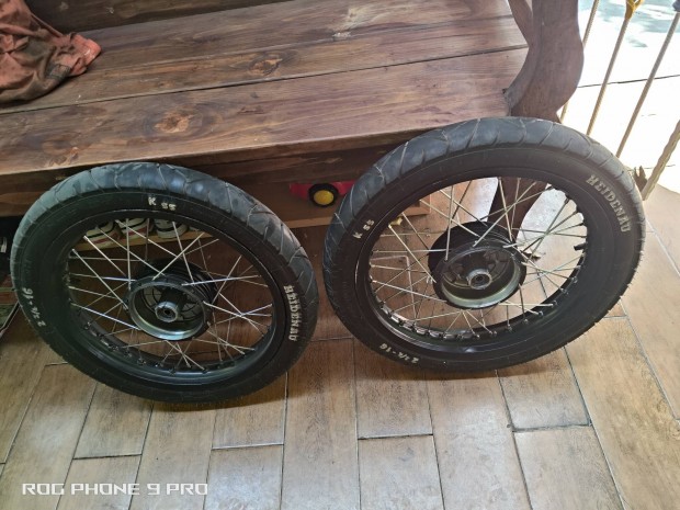 Simson kerekek gumik nlkl 