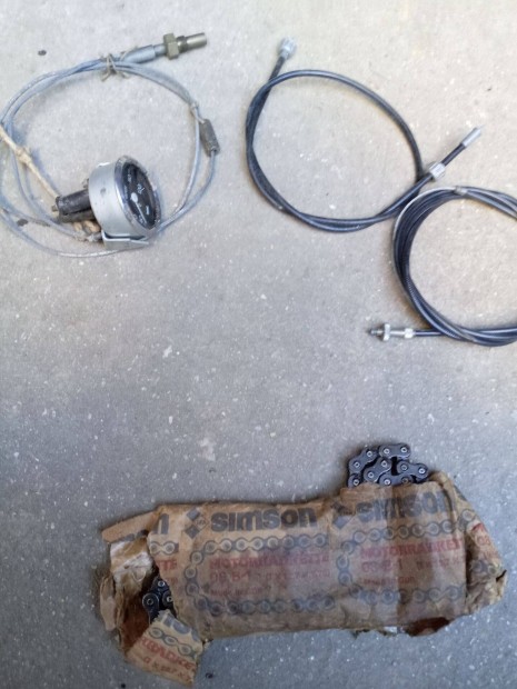 Simson lnc ,hfok mr ra stb egyben olcsn elad