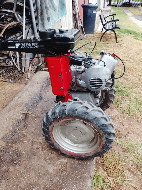 Simson motoros kerti traktor 