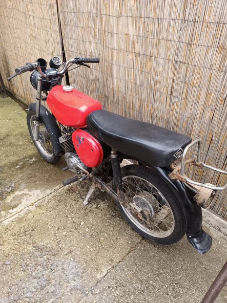 Simson s50 -1980 egyben alkatrsznek 