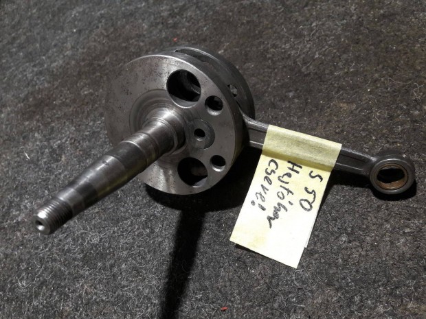 Simson s50 / Star / Schwalbe gy�ri f�tengely (hajt�kar cser�s)