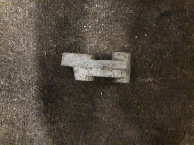 Simson s50 / s51 gy�ri h�ts� f�k ellentart� h�zagol� k�zdarab