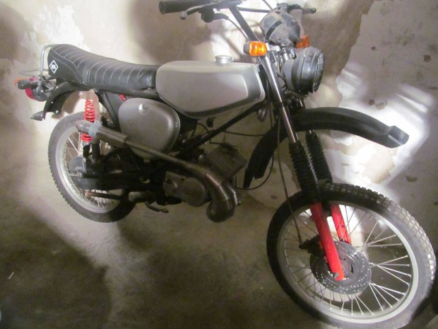 Simson s-105 ccm elad, cserlhet
