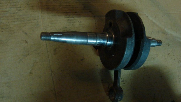 Simson s-50 gy�ri f�tengely elad�