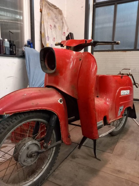 Simson schwalbe és star vázat keresek