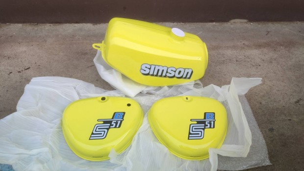 Simson j, utngyrtott tankszett 