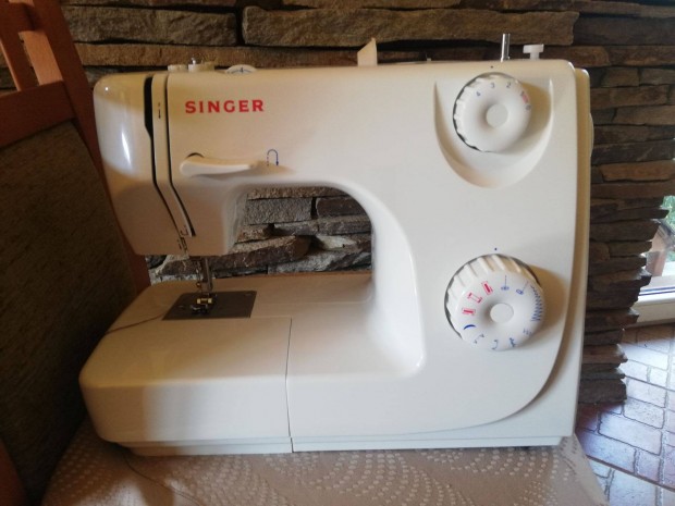 Singer 8280 Varrgp nagyon j llapotban