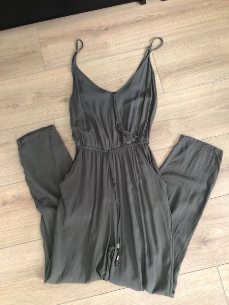 Sinsay pntos overl jumpsuit playsuit nadrgruha M 38