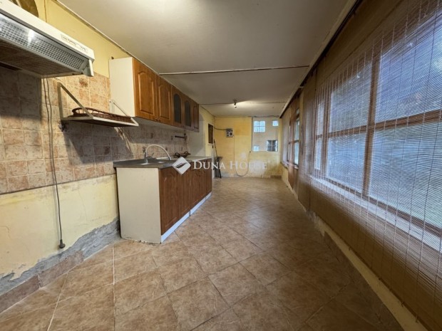 Si�ag�rdi 76 nm-es h�z elad�