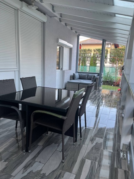 Si�fok aranypart nyaral� elad�