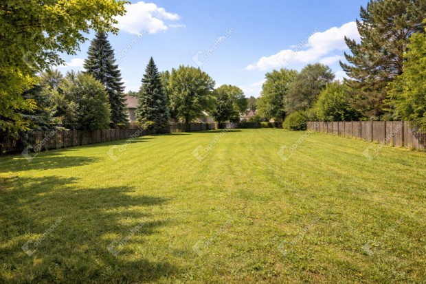 Si�fok belv�ros�ban �p�t�si telek elad�!