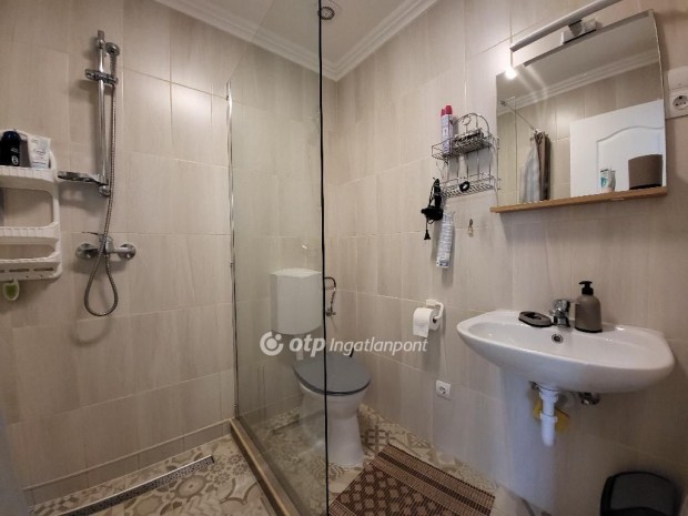 Si�foki 135 nm-es h�z elad�