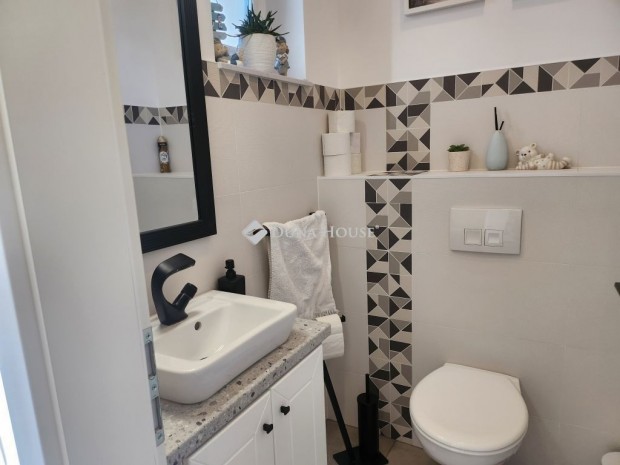 Si�foki 182 nm-es h�z elad�