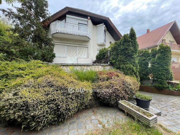 Si�foki 230 nm-es h�z elad�