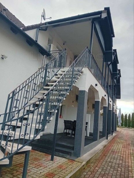 Si�foki apartmanh�z