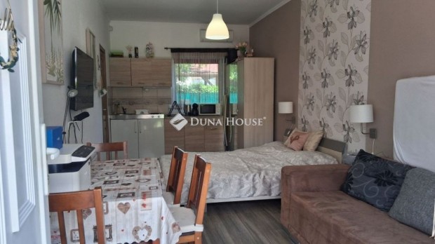 Si�foki elad� 150 nm-es h�z