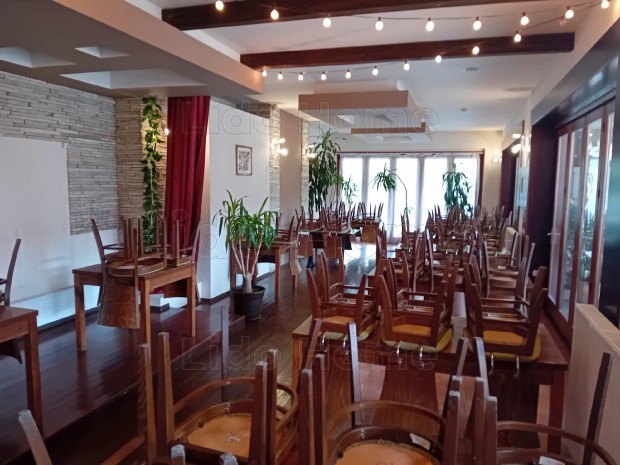 Si�foki vend�gl�t� komplexum