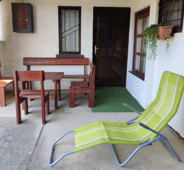 Si�fokon Sz�l�hegyen z�rtkerti nyaral� elad�!