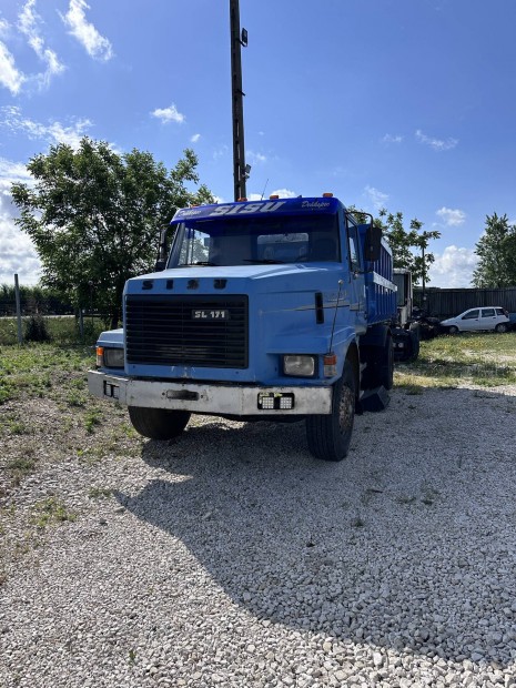 Sisu Gyári billencs mtz Scania volvo man