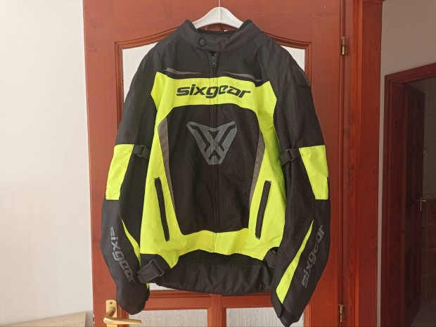Sixgear Cooler motoros textildzseki sosem használt új állapotban