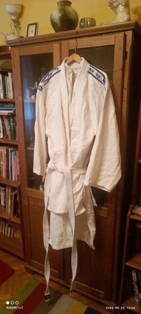 Sjamf Noris judo 200 komplett kivl llapot hibtlan darab. Posta 