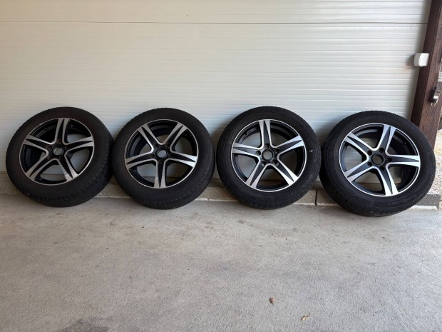 Skad Sakura 5x114.3 16" alufelnik nyári gumikkal olcsón