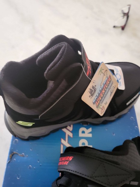 Skechers 32 Gore Tex