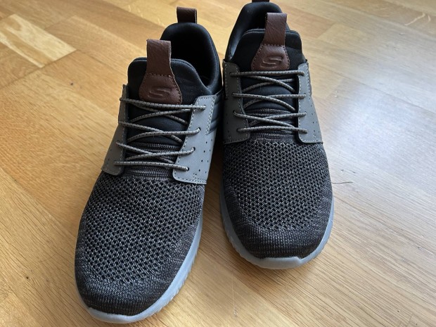 Skechers 41-es cipő