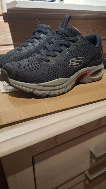 Skechers 41 es cip elad!