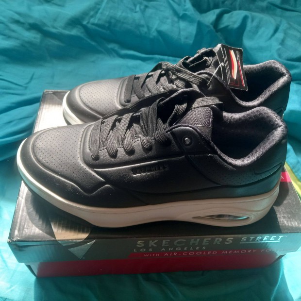 Skechers 41es cip elad