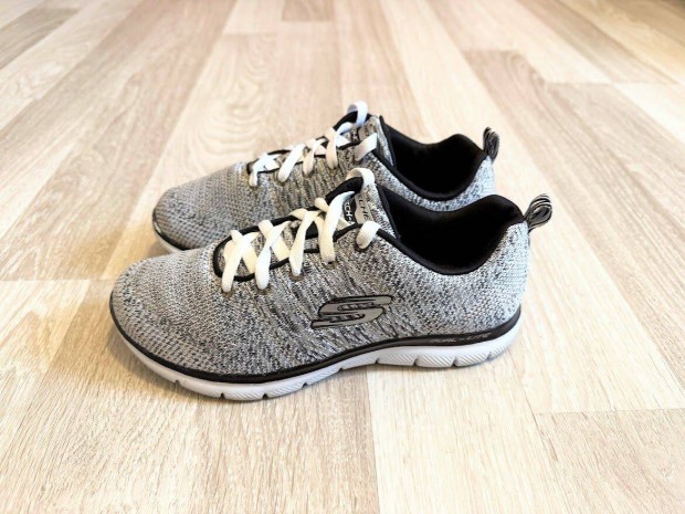 Skechers Flex Appeal 2.0 sportcipő 37 -es