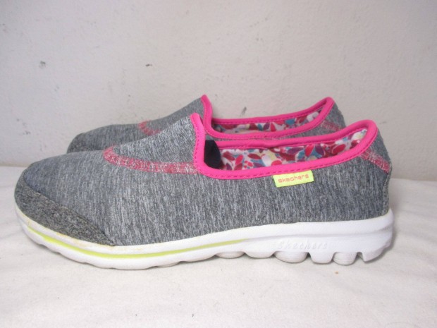 Skechers GO Walk Interval kényelmi félcipő 37-es