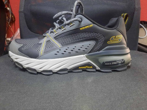 Skechers cip olcsn 45