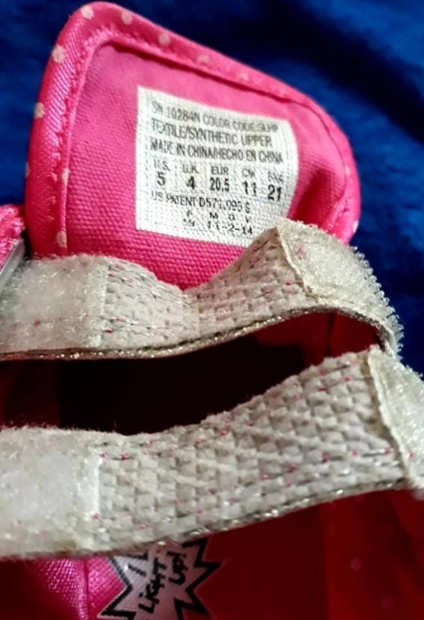 Skechers kislány 21-es vászon cipö